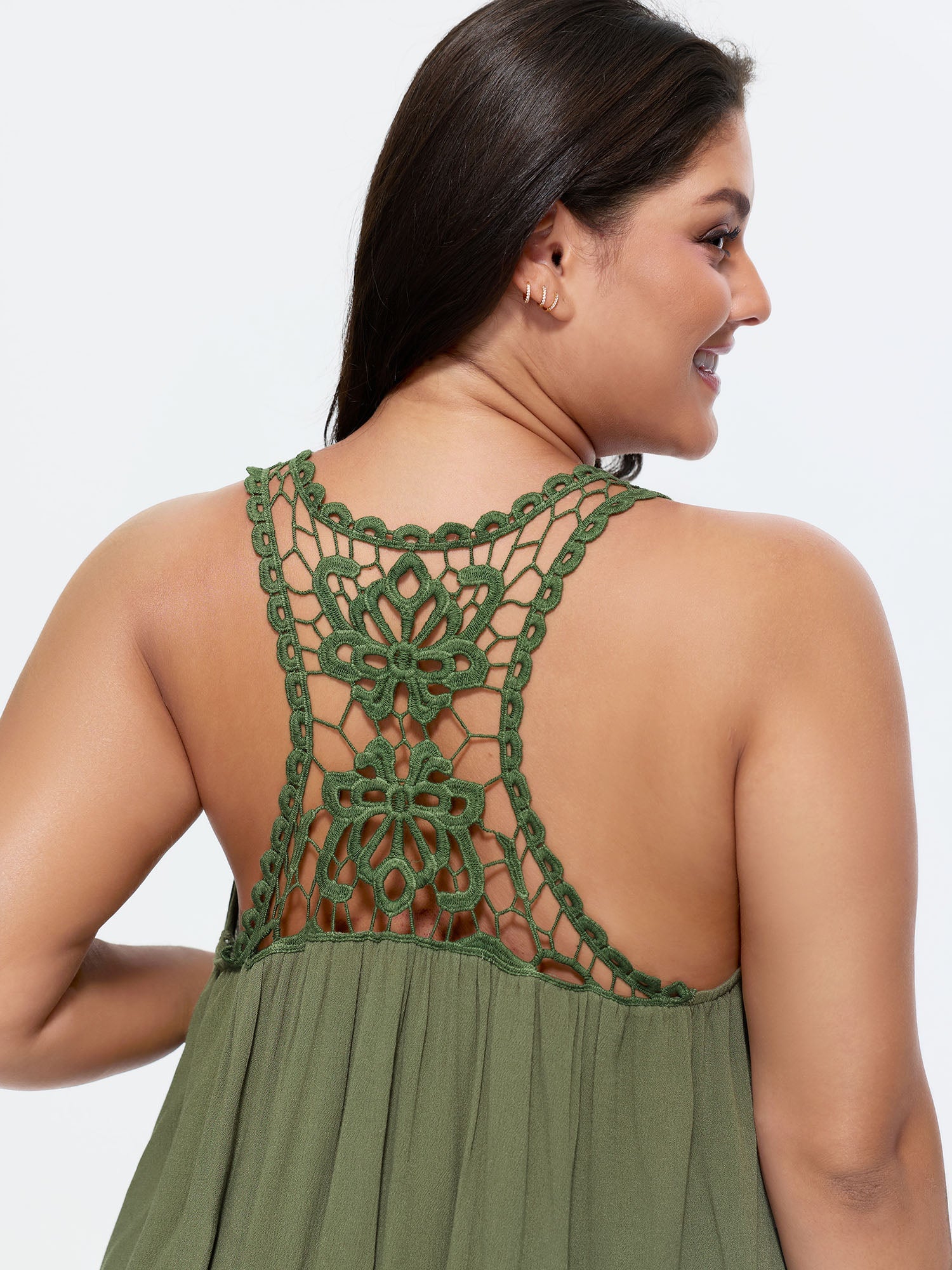 Back Cut-Out Flowy Plain Tank Top