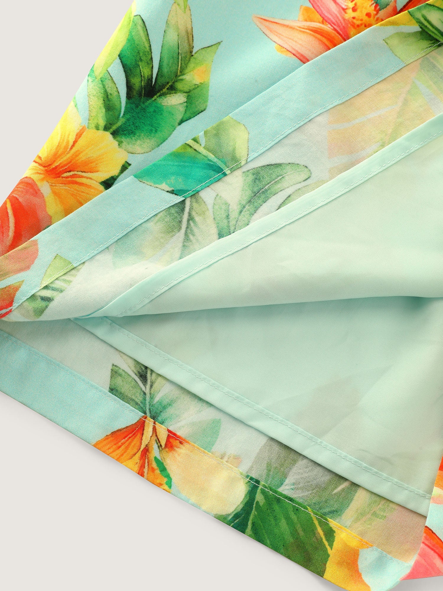Tropical Breeze Print Elastic Waist Shorts