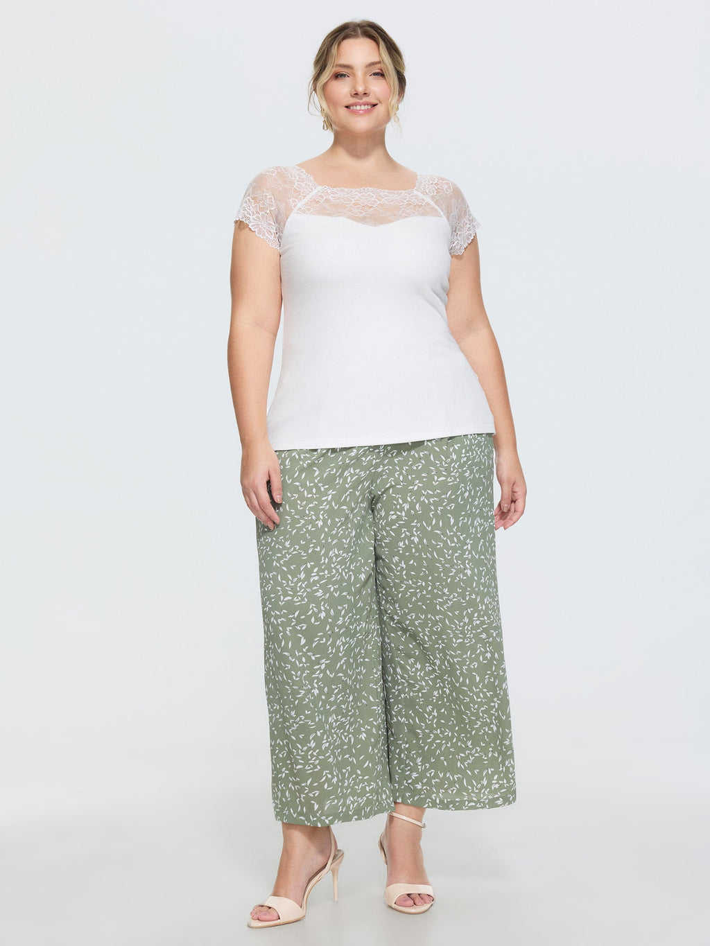 Sheer Lace Neckline Plain Knit Top