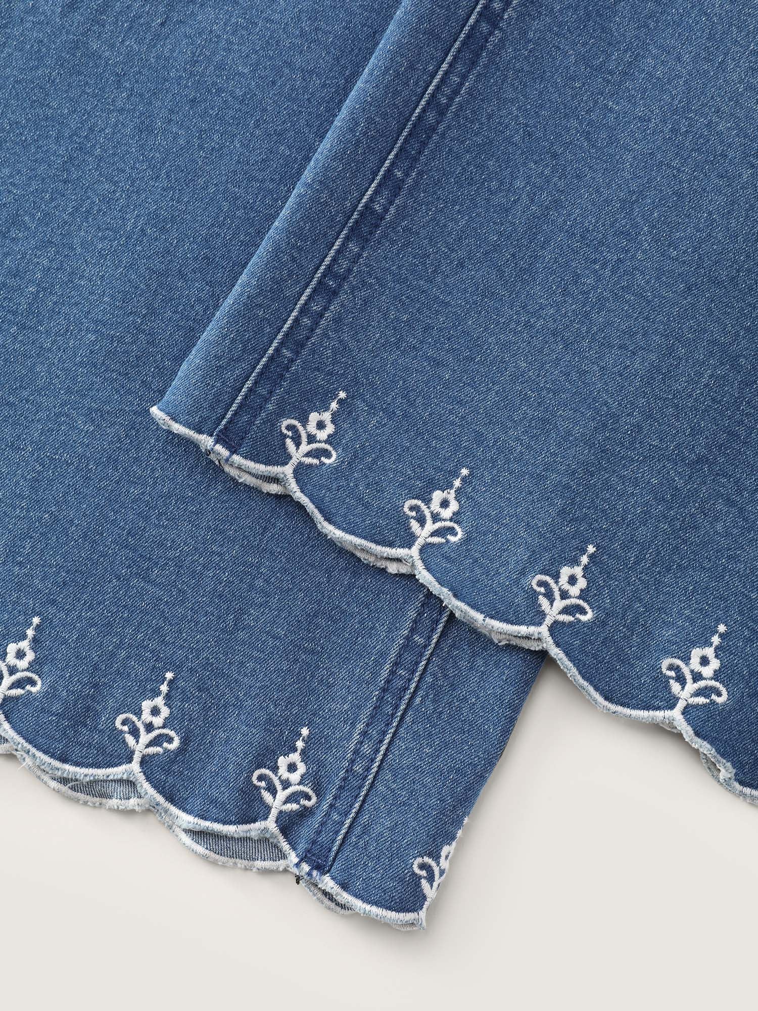 Stretchy Embroidered Hem Wide-Leg Jeans