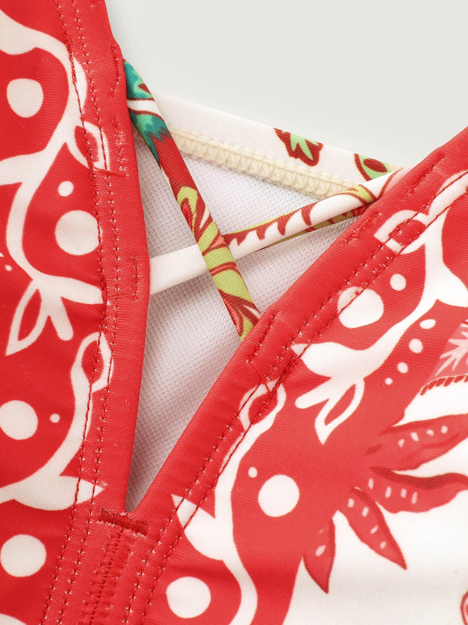 Floral Print Color Contrast Cut-Out Neckline Swim Top
