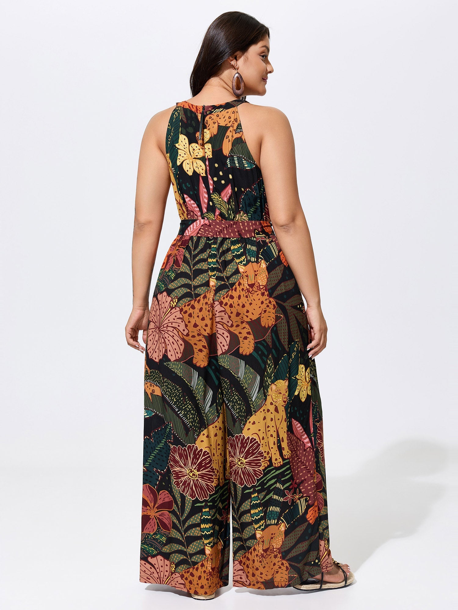 Wild Print Halter Neckline Sleeveless Jumpsuit