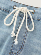 Stretchy Elastic Back Waist Straight-Leg Denim Shorts