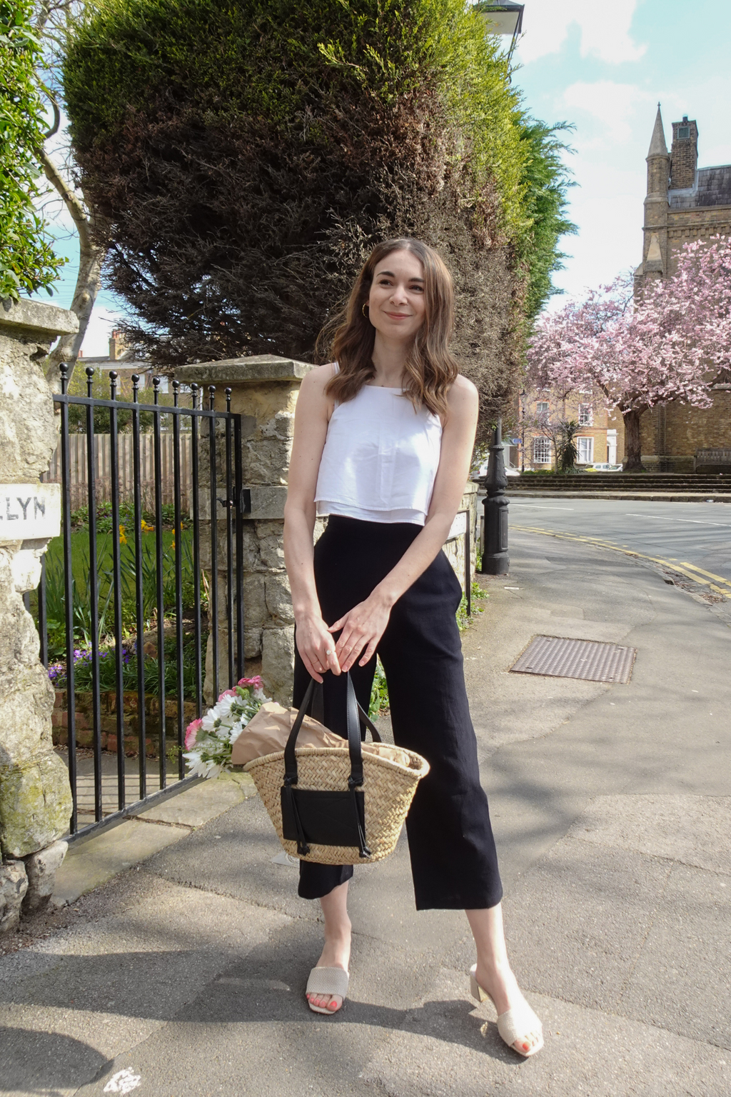 Cara - Relaxed Culotte - Black