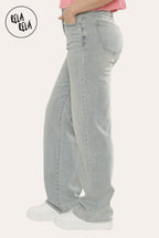 Viral Stretchy Straight Leg Jeans Soft Dad Fit in Light Blue Wash