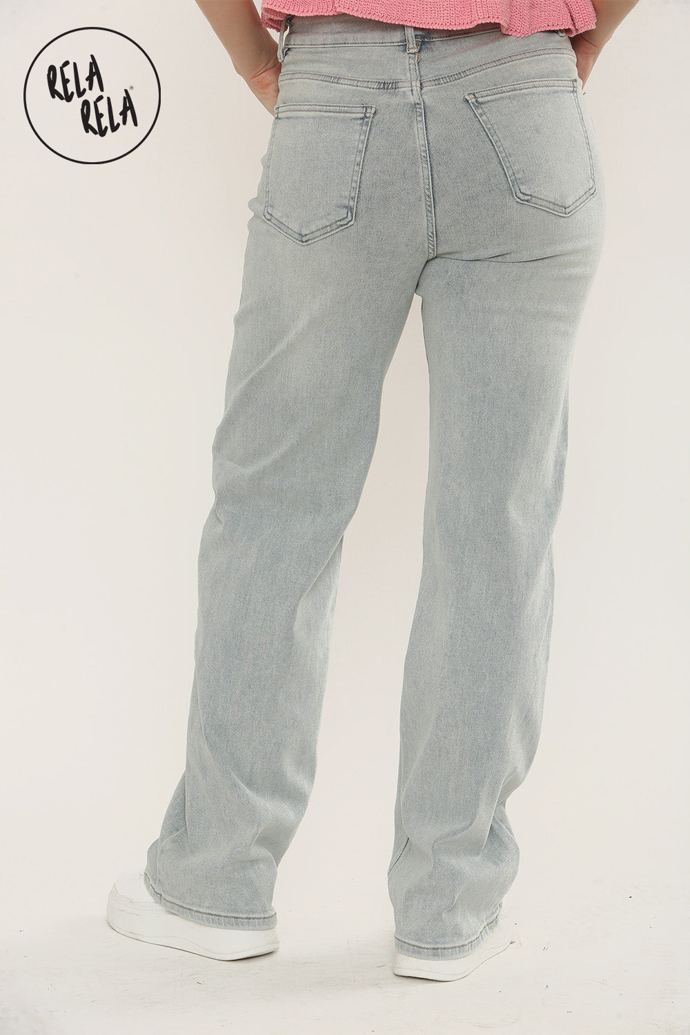 Viral Stretchy Straight Leg Jeans Soft Dad Fit in Light Blue Wash