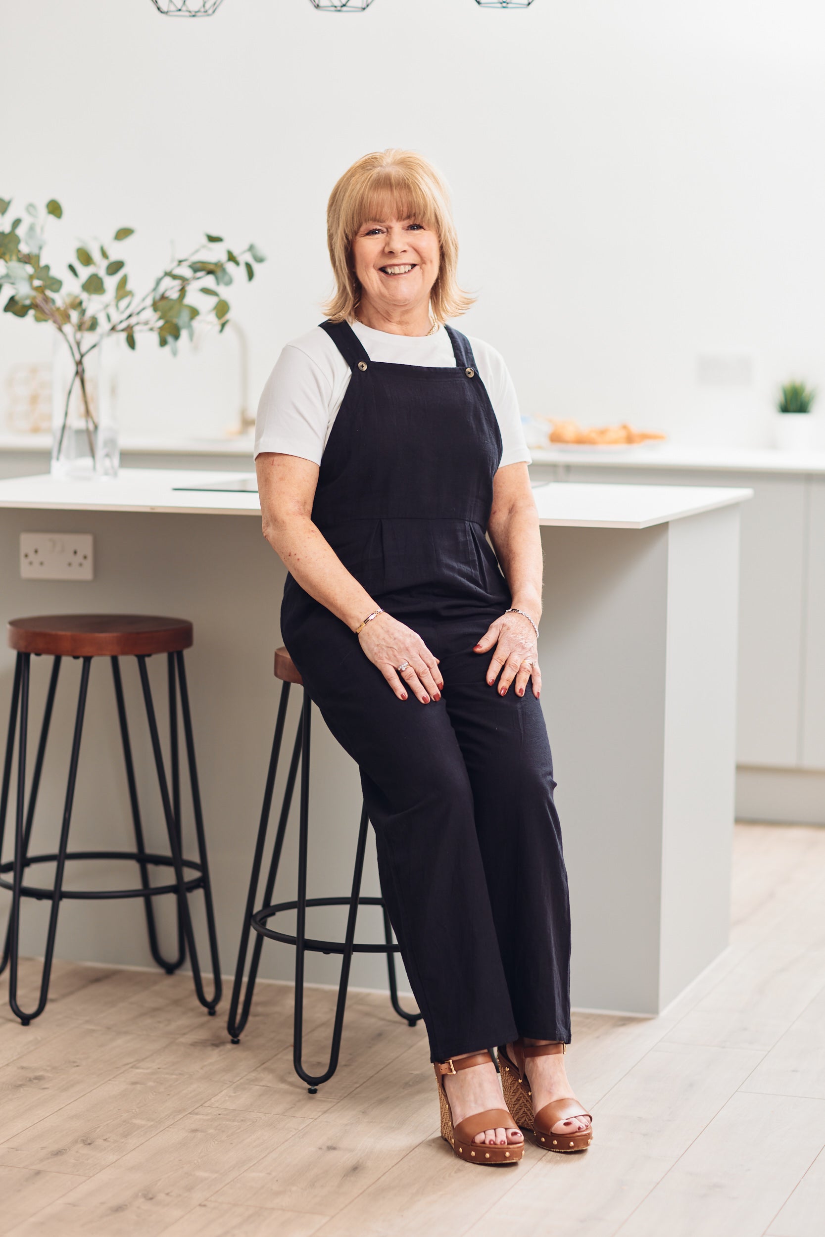 Kathleen - Relaxed Dungaree - Black
