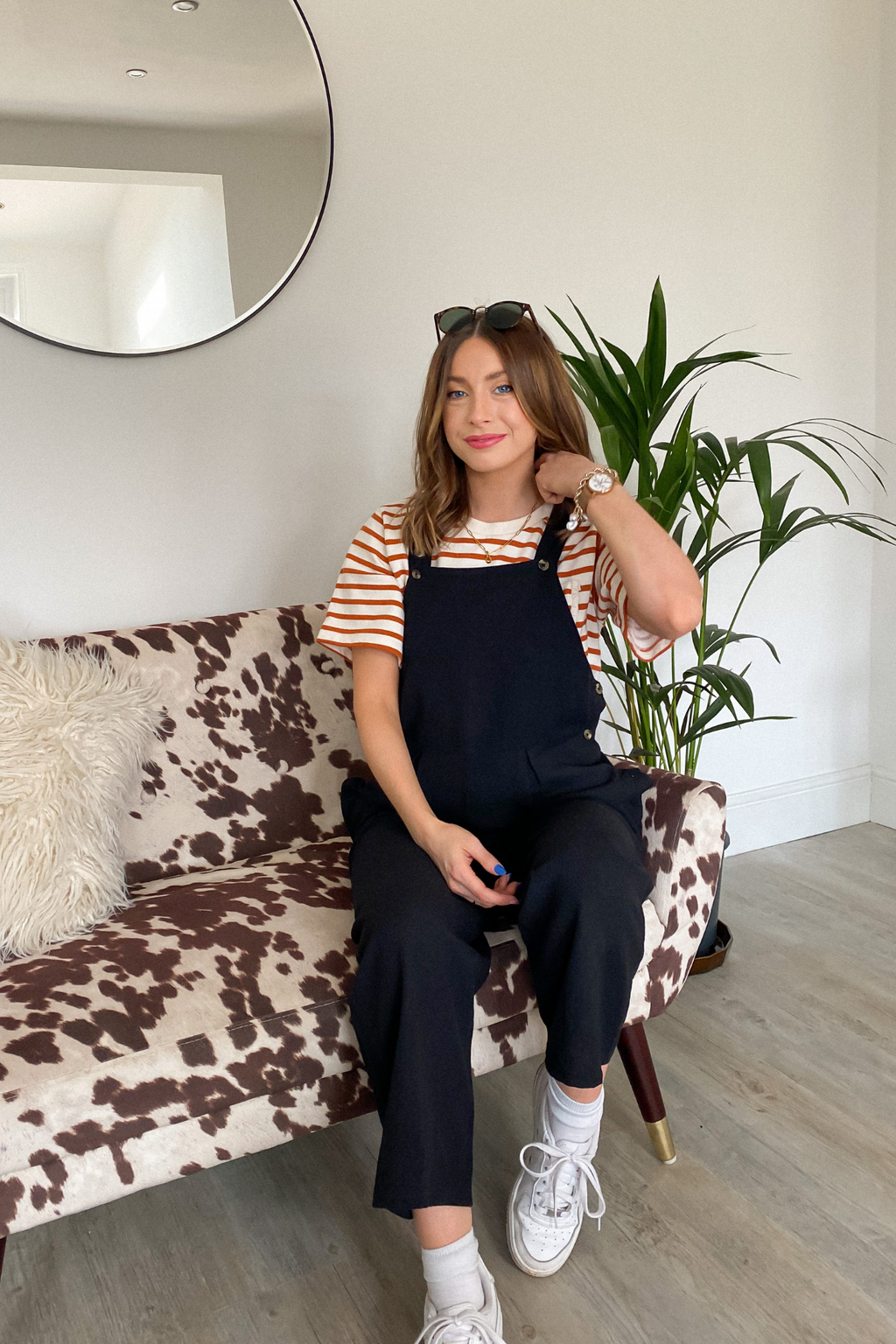Kathleen - Relaxed Dungaree - Black