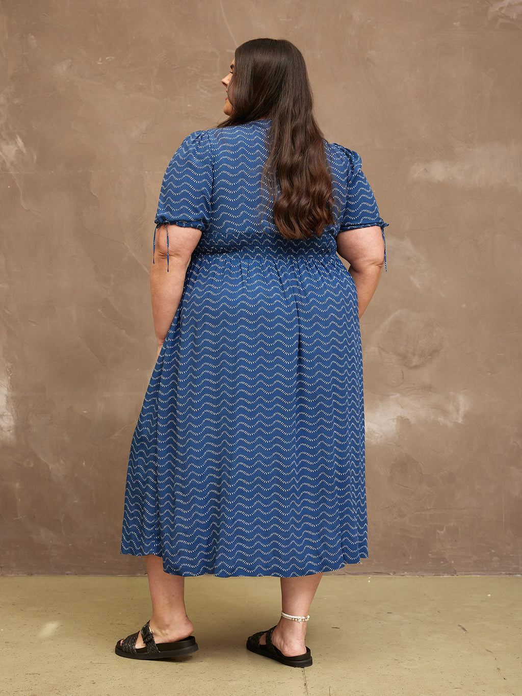 Maddie Wave Print Midi Dress