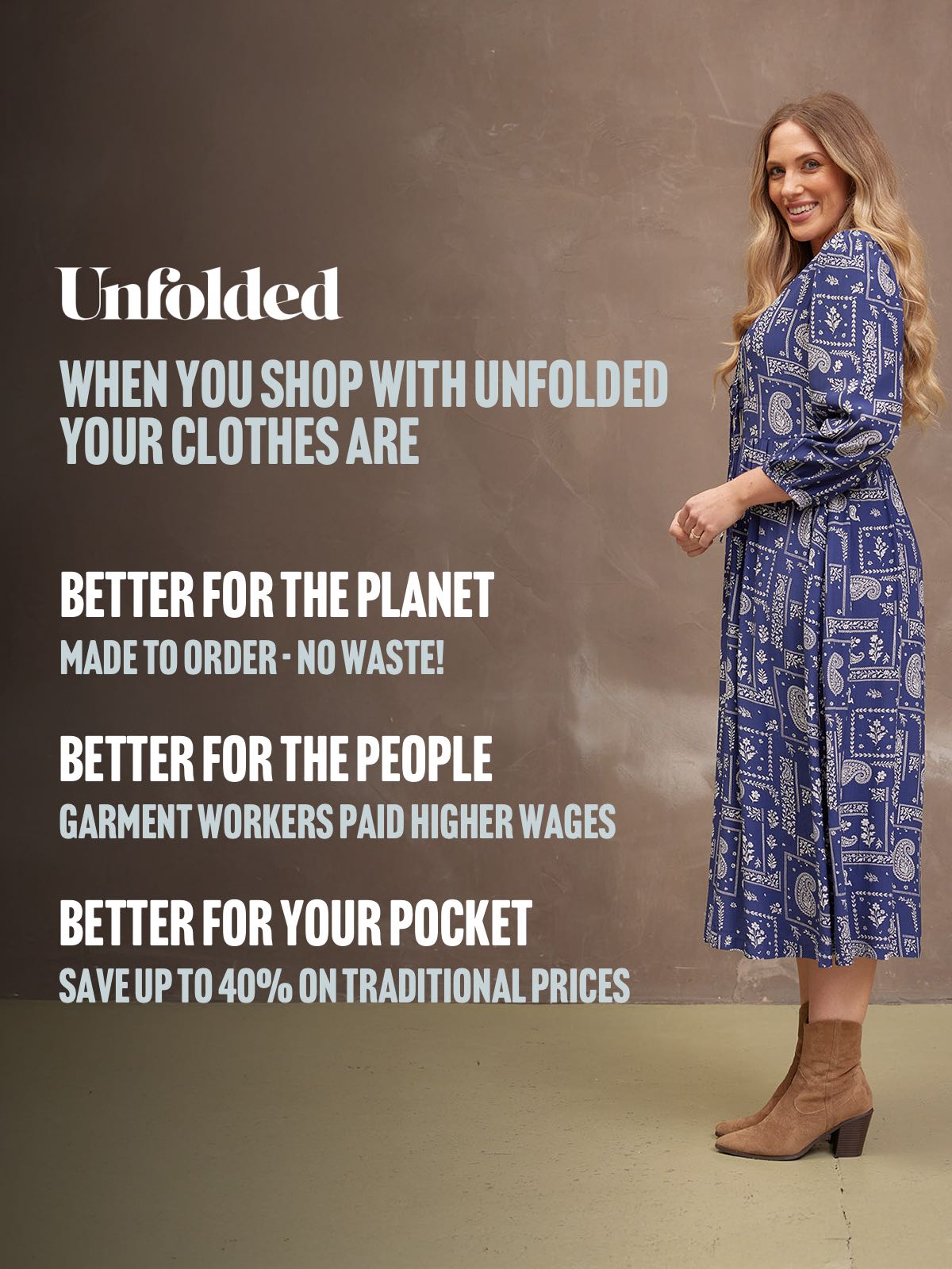 Naaila Paisley Dress - Navy
