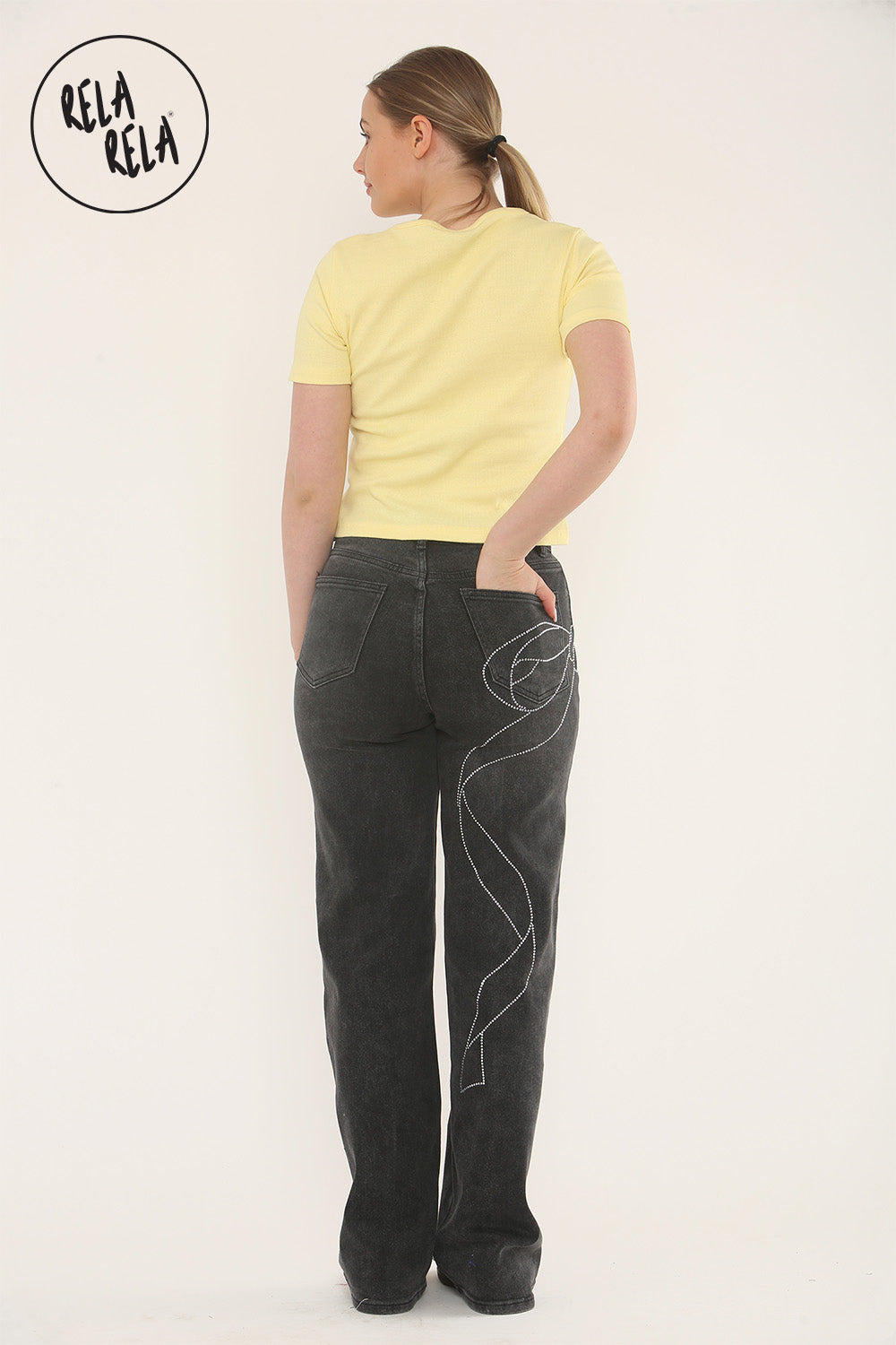 Viral Stretchy Relaxed Mid-Waist Rhinestone Bow Detail Jeans in Charcoal