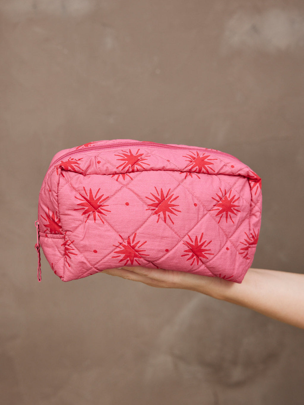 Mabel Washbag - Pink Star Print