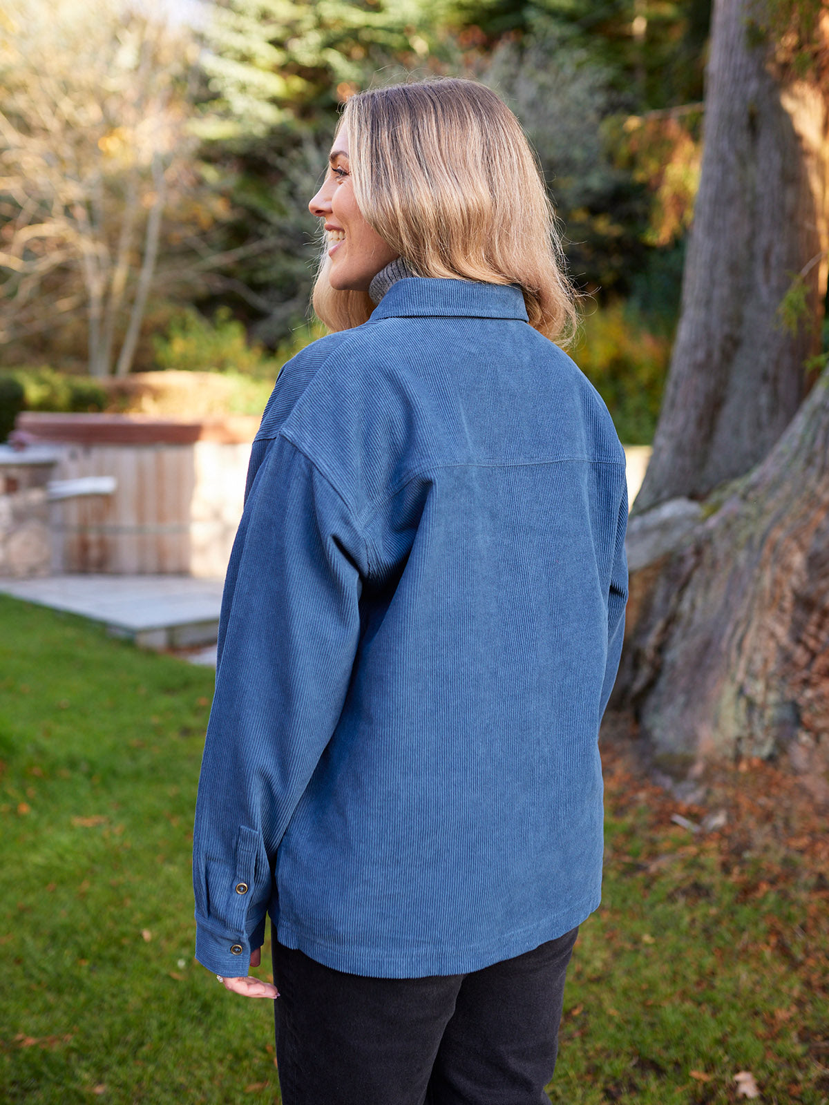 Yasmynn - Cord Shacket - Blue