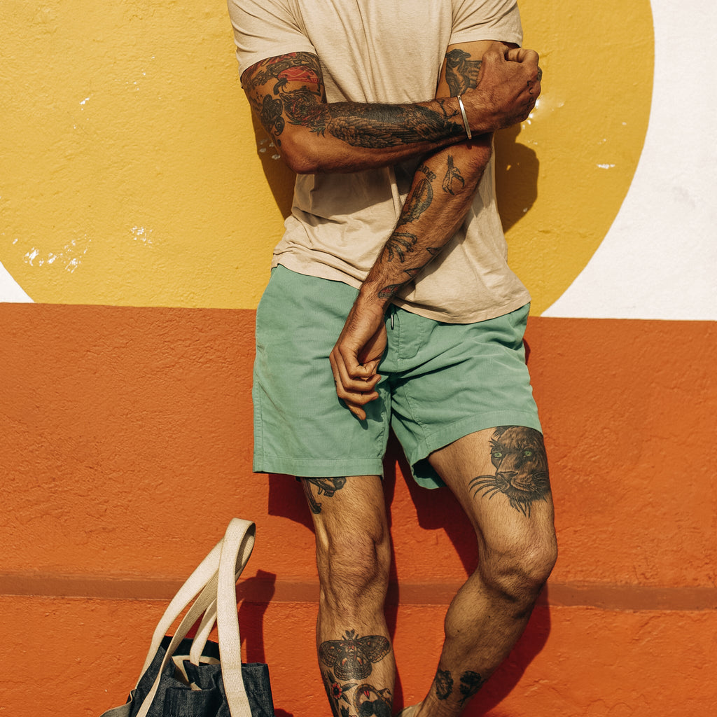 The Apres Short in Ocean Pinwale