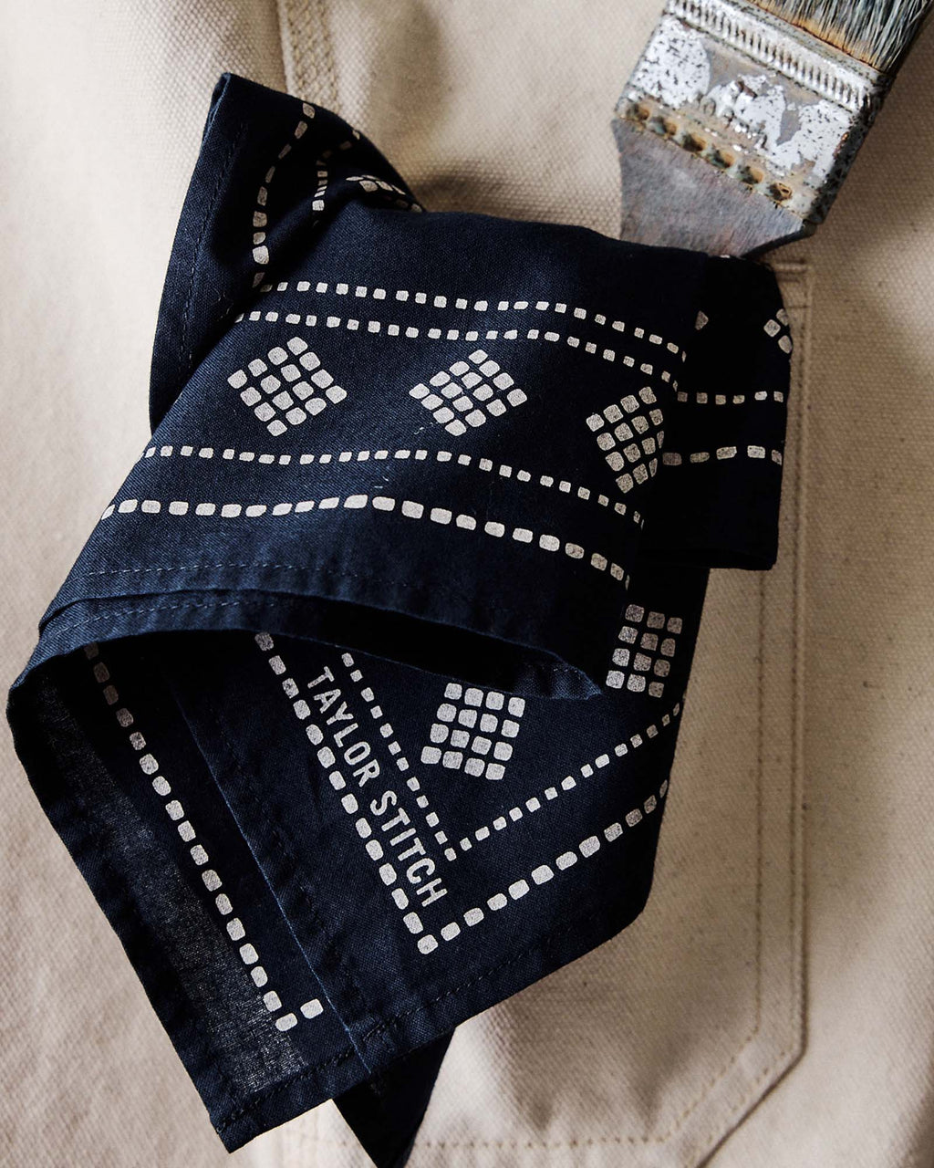 The Bandana in Navy Diamond