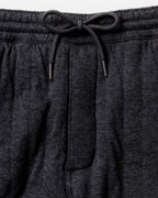 The Apres Pant in Heather Coal Quilted Jersey
