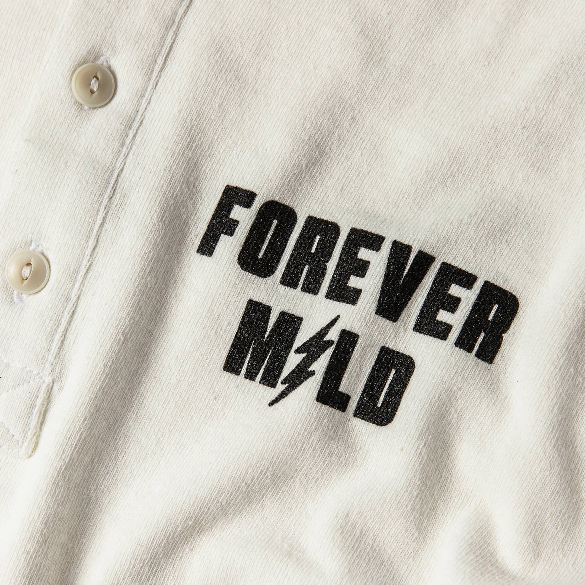 The Brother Moto Heavy Bag Henley in Forever Mild