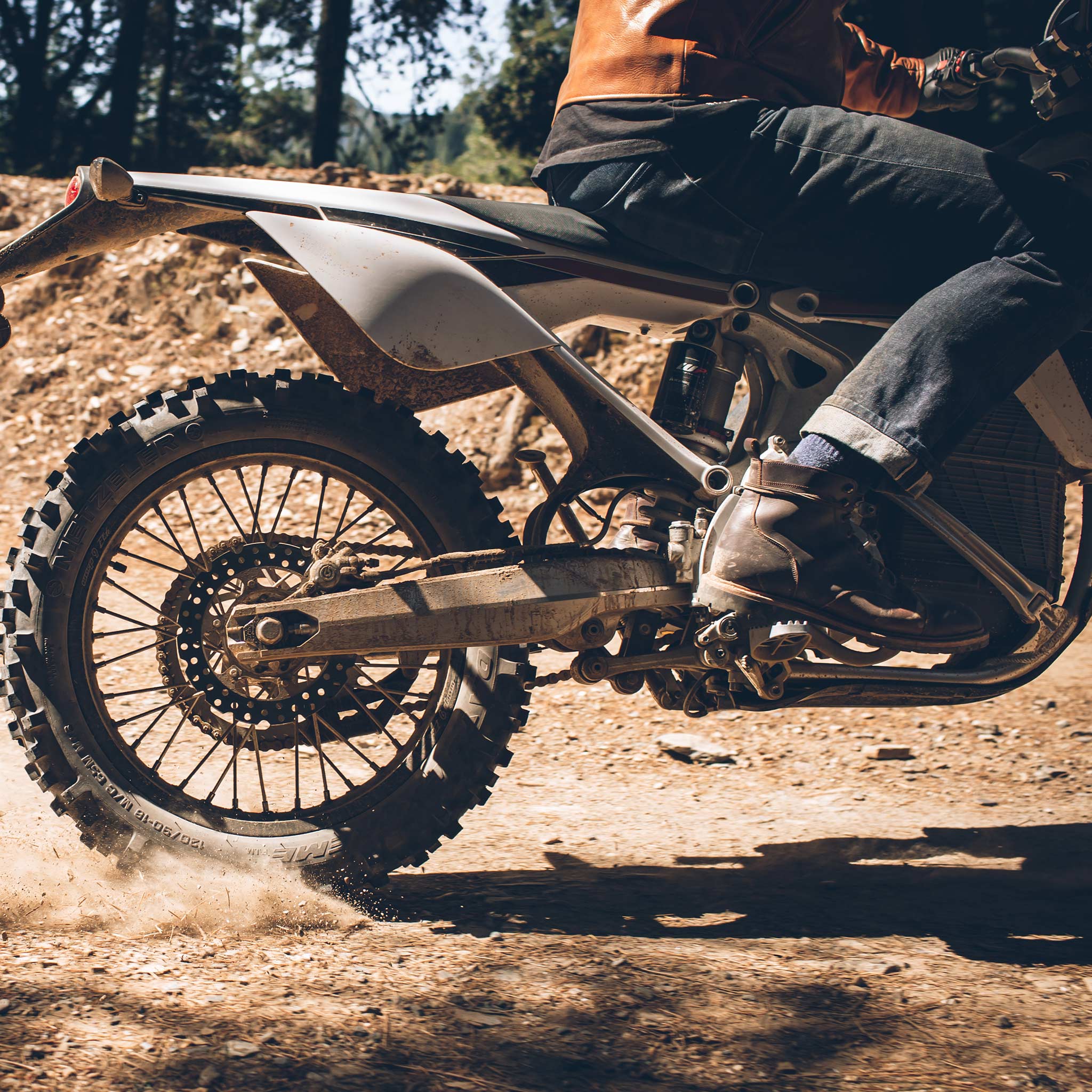 The Alta Motors Redshift EX in Taylor Stitch Custom